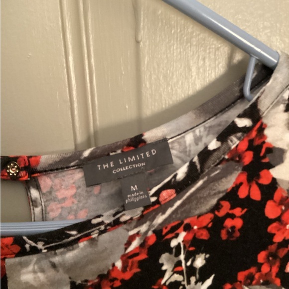 The Limited Floral Short Sleeve Top - Black, Red, Gray - Picture 2 of 5